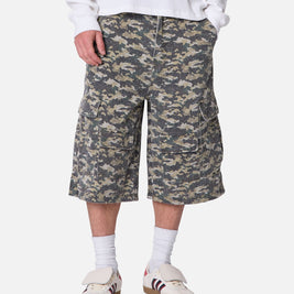 MNML Distressed Ultra Baggy Cargo Shorts Camo - Scentleo