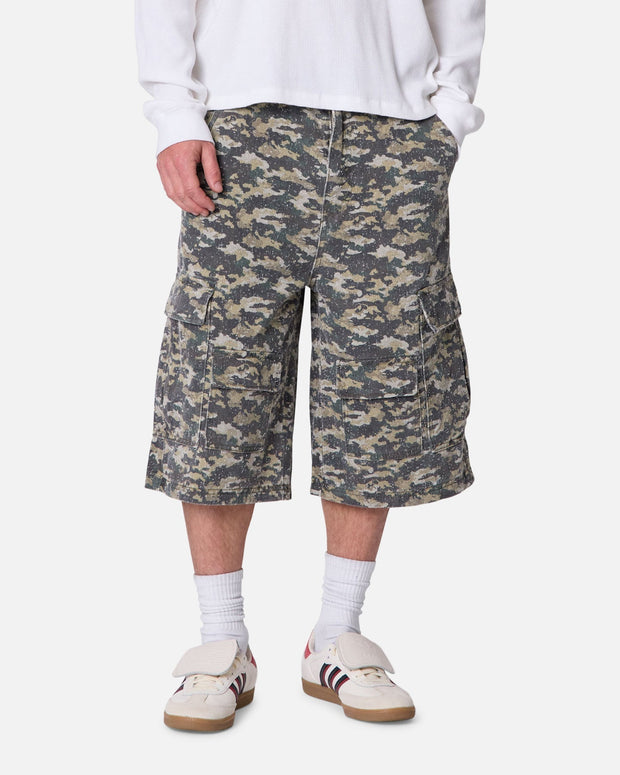 MNML Distressed Ultra Baggy Cargo Shorts Camo - Scentleo