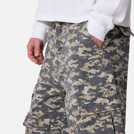 MNML Distressed Ultra Baggy Cargo Shorts Camo - Scentleo
