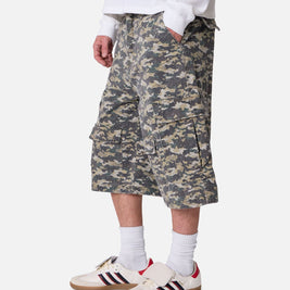 MNML Distressed Ultra Baggy Cargo Shorts Camo - Scentleo