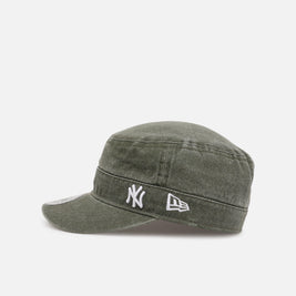 New Era New York Yankees 'Military' Fitted Cap Olive - Scentleo
