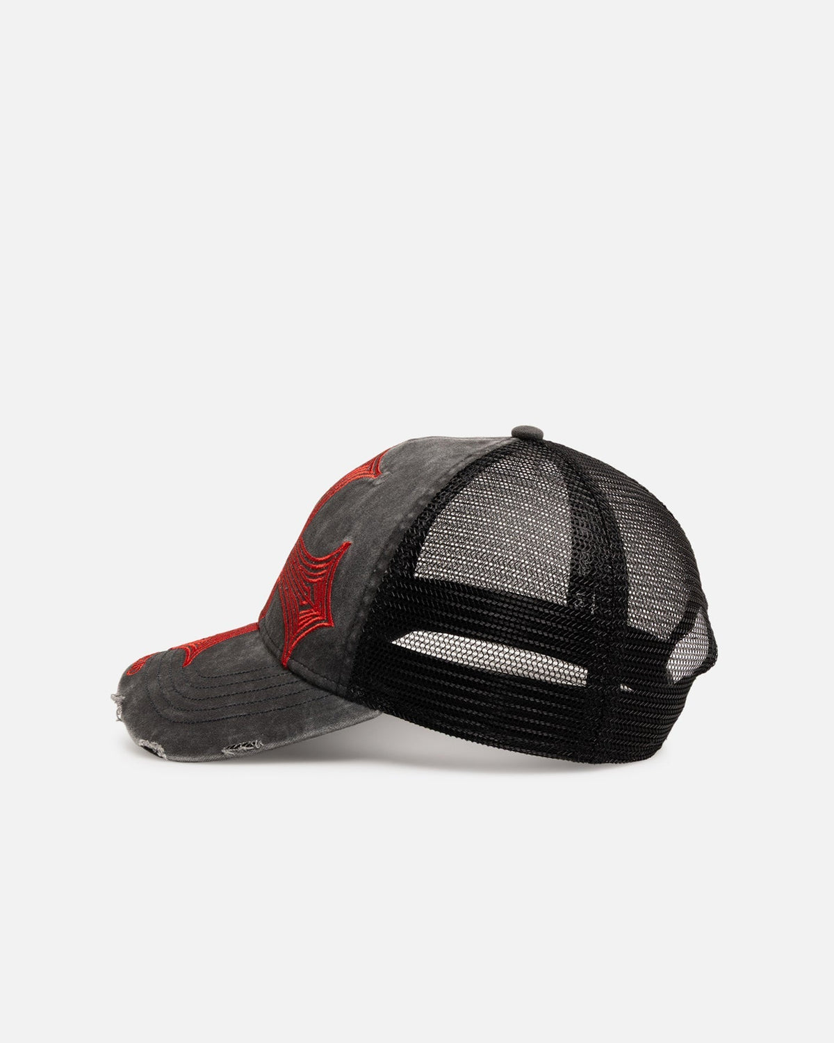 Von Dutch Worn Out Trucker Snapback Hat Washed Black - Scentleo