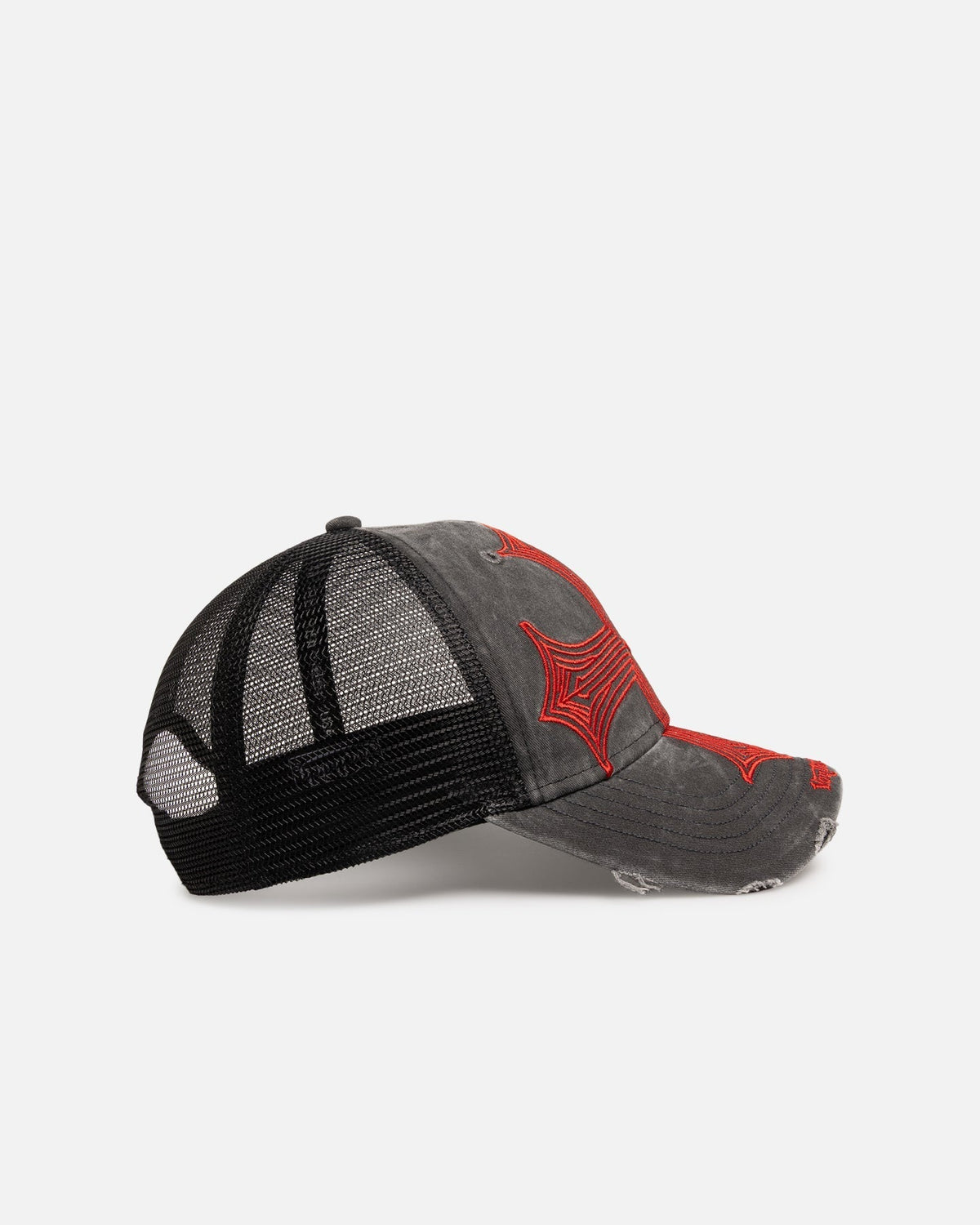 Von Dutch Worn Out Trucker Snapback Hat Washed Black - Scentleo